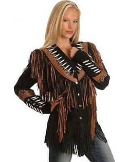 Woman western suede leather wearing cowboy tan Native American Mante DE
